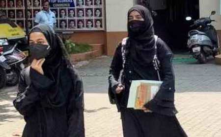 मुस्लिम लड़कियों का बर्बाद होने की कगार पर एक और वर्ष, SC का तत्काल लिस्टिंग से इनकार