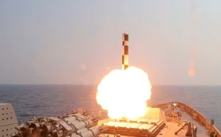 भारतीय नौसेना ने स्वदेशी ब्रह्मोस मिसाइल का किया सफल परीक्षण