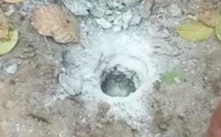 गुलरवेद गांव में आर्मी के फायरिंग रेंज से सुबह छोड़े गए तोप के गोले से एक ही परिवार के तीन लोगों की मौत