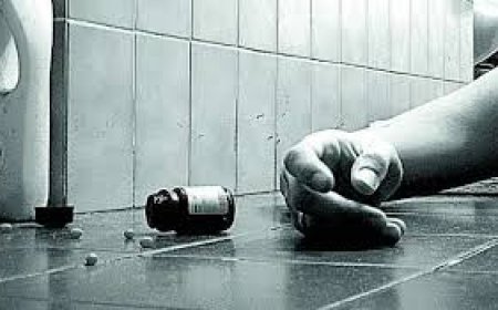 शोषण से तंग आकर मुरादाबाद में 12वीं की छात्रा  ने जहर खाकर की सुइसाइड