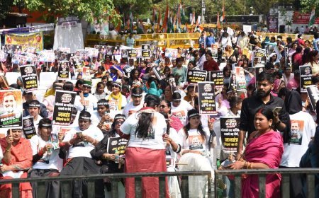 दिल्ली में जनतंत्र बचाओ रैली