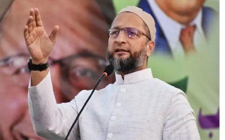 नाथूराम गोडसे भारत का पहला आतंकवादी, उसकी फोटो लिए घूम रहे लोग, पुलिस है चुपः असदुद्दीन ओवैसी