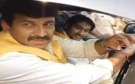 Bageshwar Baba से मिलने पहुंच गई मुस्लिम महिला