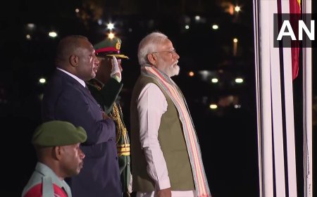 पापुआ न्यू गिनी में पीएम मोदी का भव्य स्वागत, प्रधानमंत्री जेम्स मारापे ने छुए पैर