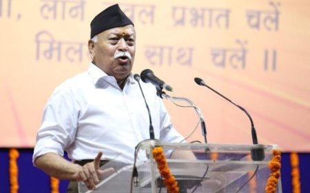 मोहन भागवत बोले- 'हिंदू डूबेगा तो सब साथ डूबेंगे, जो देश की चिंता नहीं करता, वह मिट जाता है'