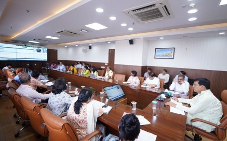 नगर विकास मंत्री श्री ए0के0 शर्मा ने सम्भव के तहत की जनसुनवाई