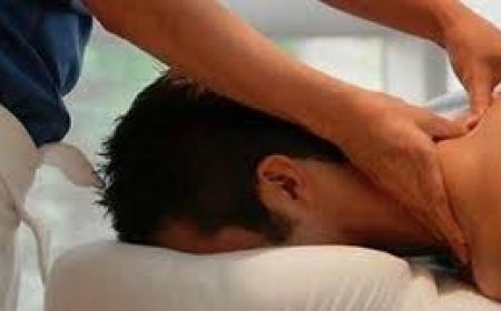 मसाज सेंटर के अंदर अश्लील हरकतें कर रहे थे युवक और युवती, दोनों गिरफ्तार