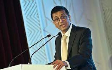 सुप्रीम कोर्ट ने मणिपुर में दो महिलाओं को नग्न कर घुमाने के मामले में संज्ञान लिया