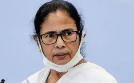 बंगाल में लोकसभा चुनाव संकट में? हाई कोर्ट ने नहीं होने देने की चेतावनी क्यों दी? हाई कोर्ट ने राज्य सरकार को मुर्शिदाबाद हिंसा पर रिपोर्ट जमा करने को कहा है.